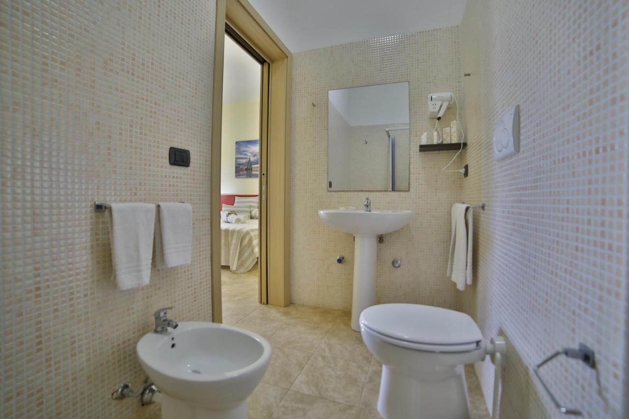 B&B La Casa Di Attilio Porto Cesareo Luaran gambar