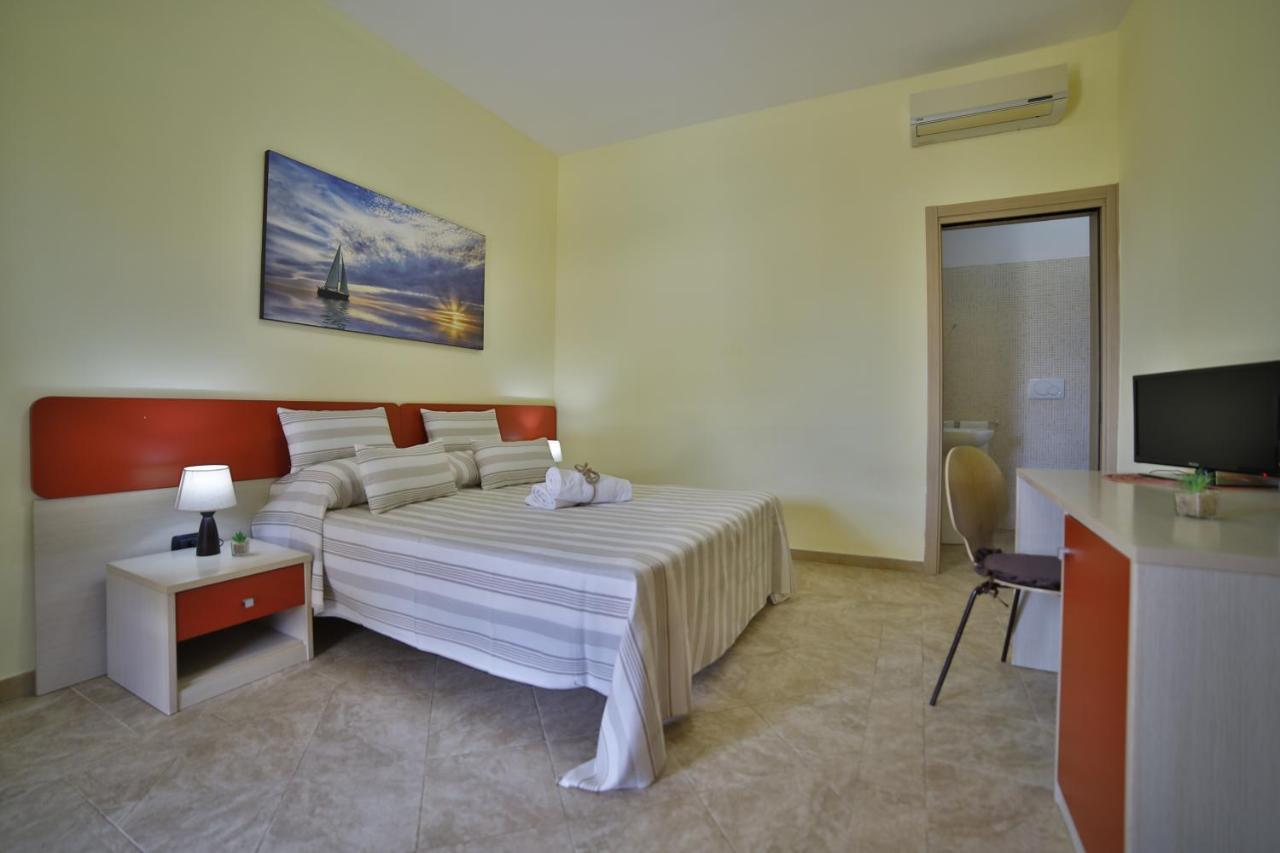 B&B La Casa Di Attilio Porto Cesareo Luaran gambar