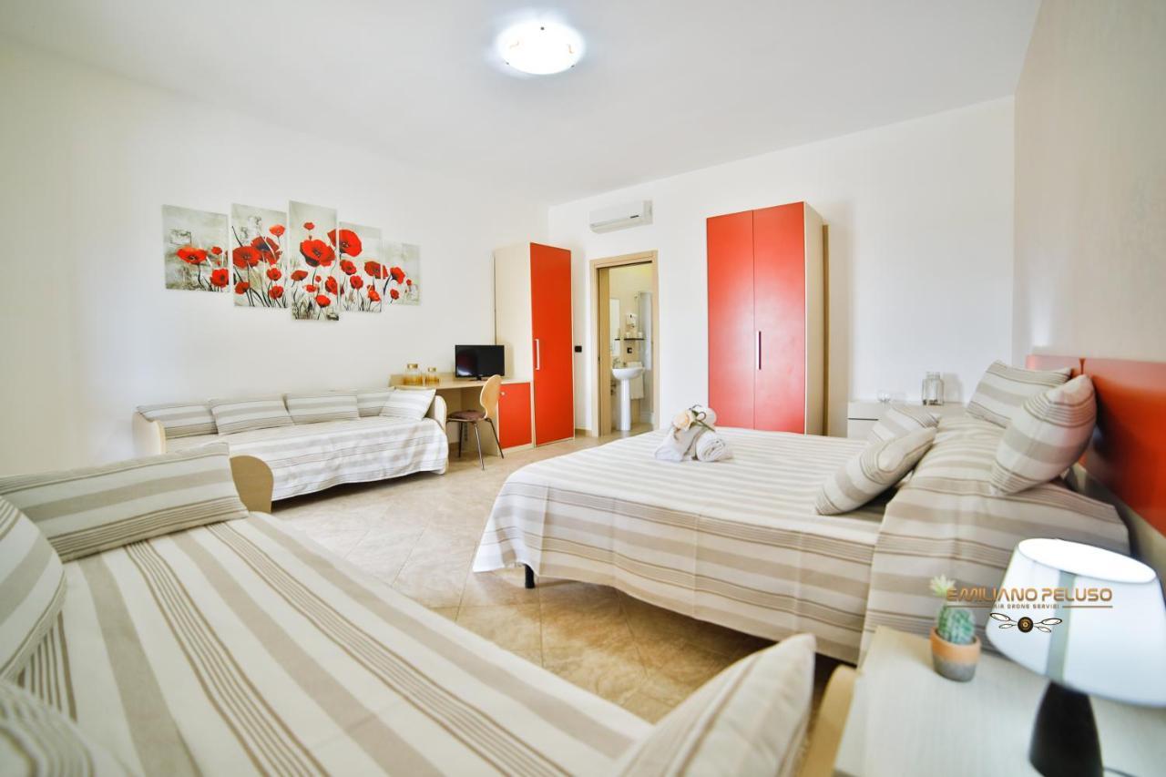 B&B La Casa Di Attilio Porto Cesareo Luaran gambar